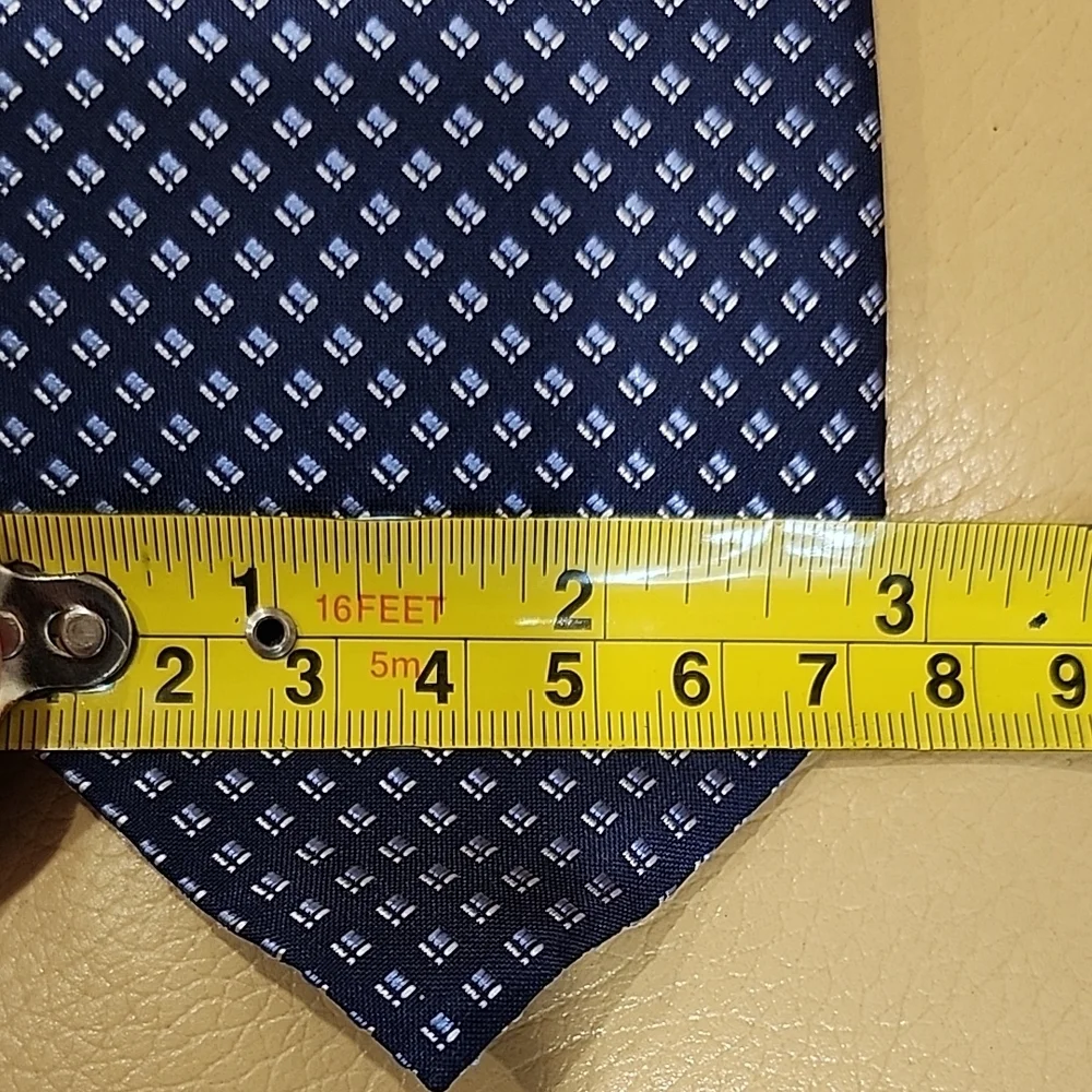 HUGO Dark Blue Patterned Tie
